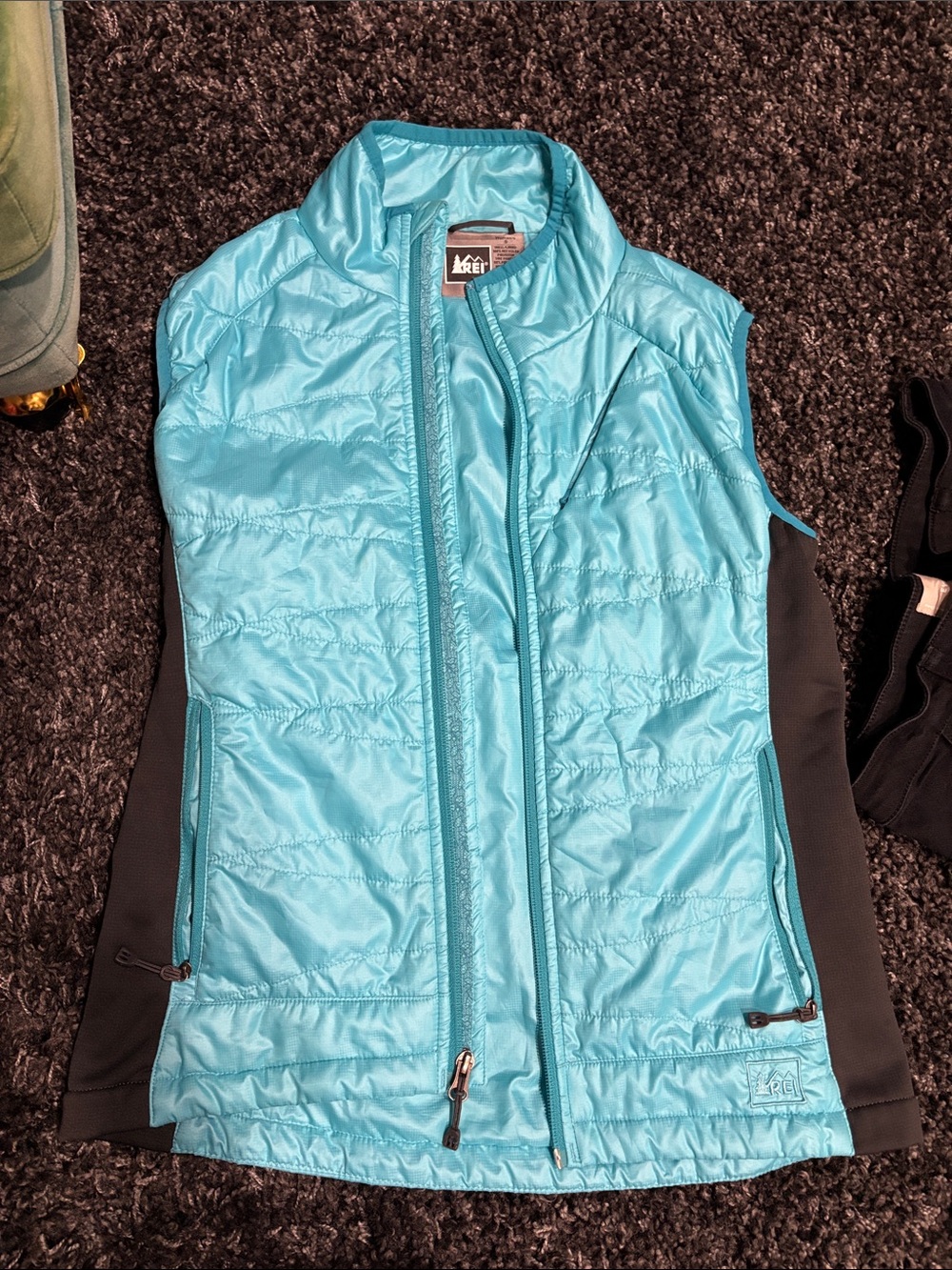 REI Women's Aqua Quilted Vest with Black Panels